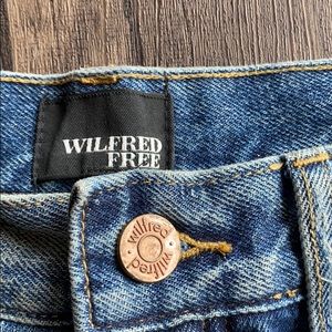 Wilfred Free boyfriend shorts size 29